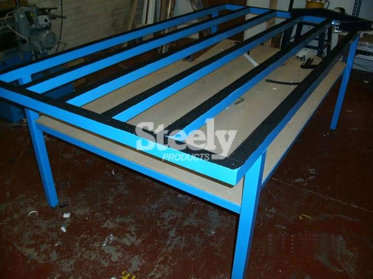 fabrication table